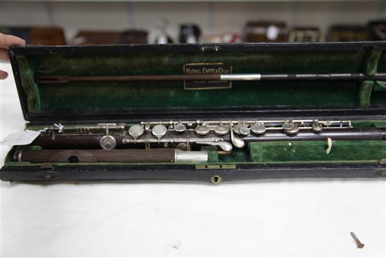 A Rudall, Carte & Co Radcliffs Model rosewood flute, case 19.5in.